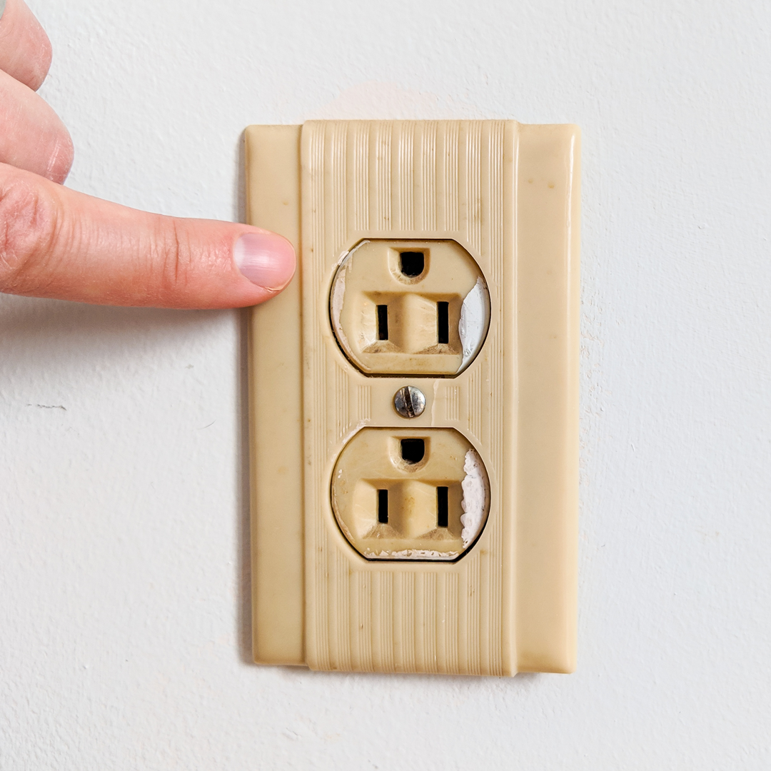 replace 2 prong outlets