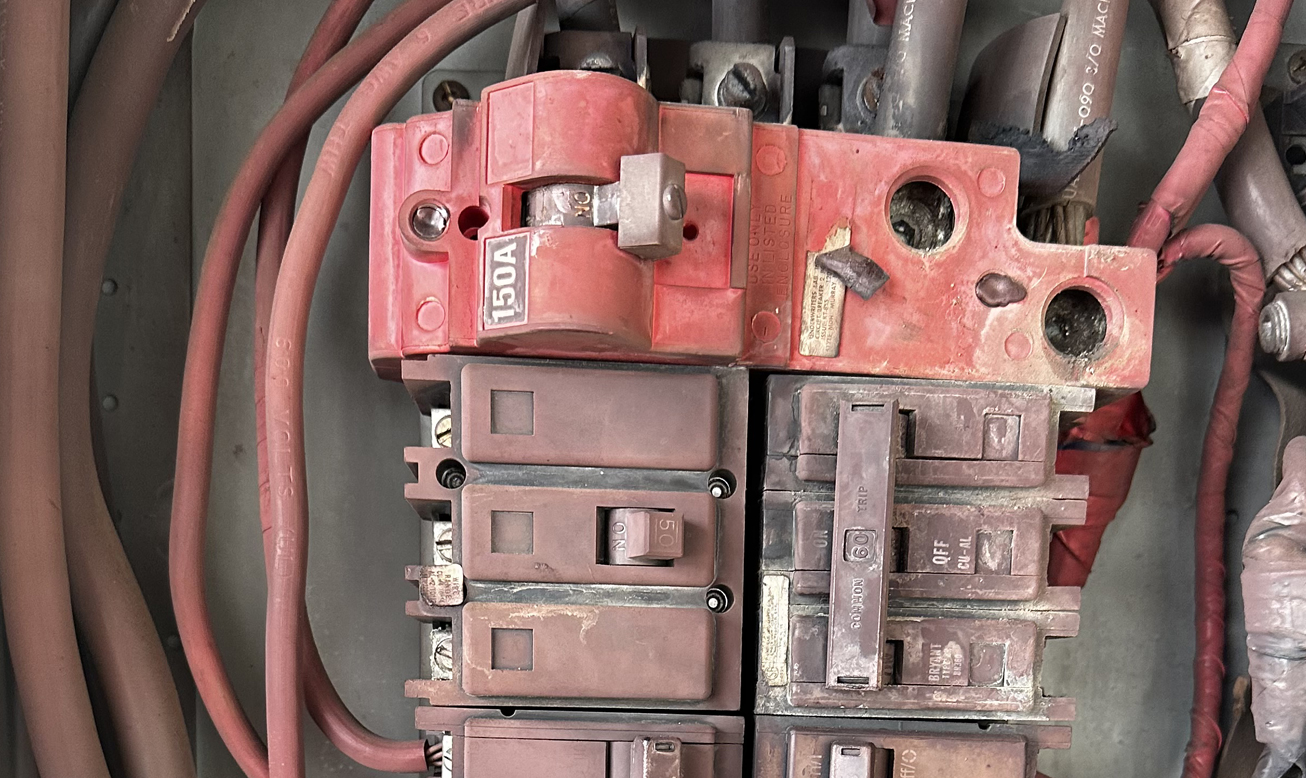 residential-electrical-repairs-in-phoenix-arizona Residential-electrical-repairs-in-phoenix-arizona
