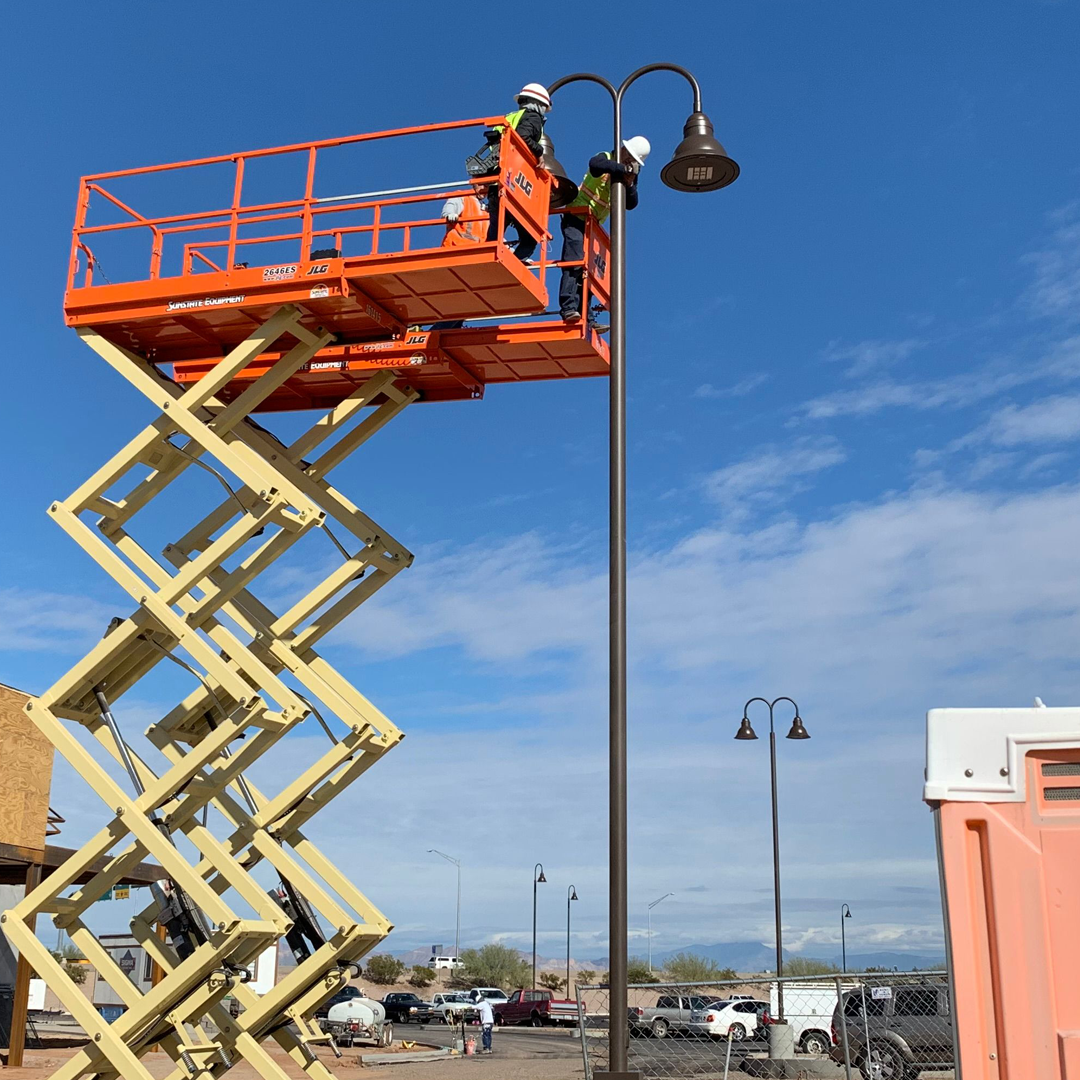 commercial-electricians-parking-lot-lighting-installation